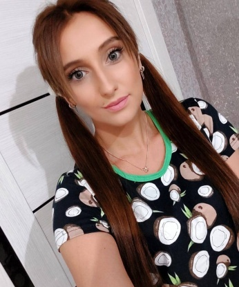 Проститутка Мугарты : Ева