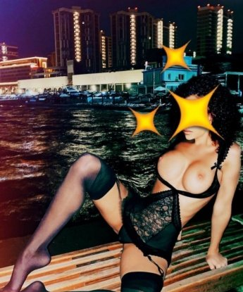 Проститутка Мугарты : Елена